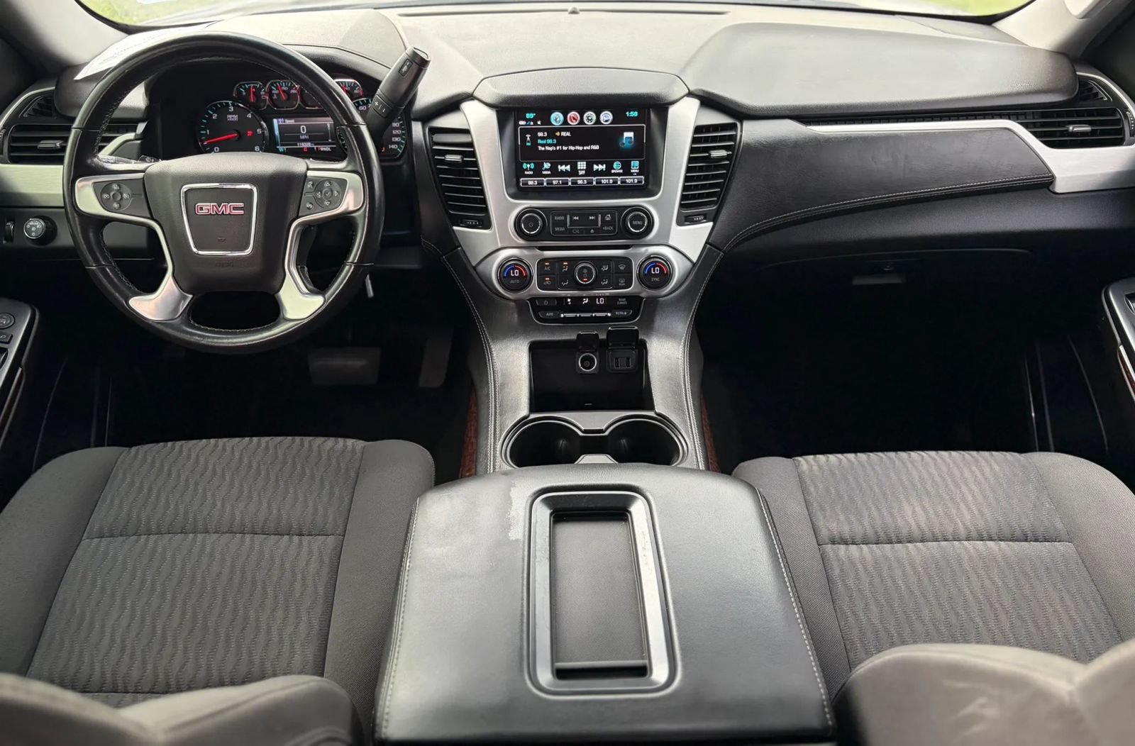 Used 2020 GMC Yukon SLE w/ SLE Value Package RWD image 12