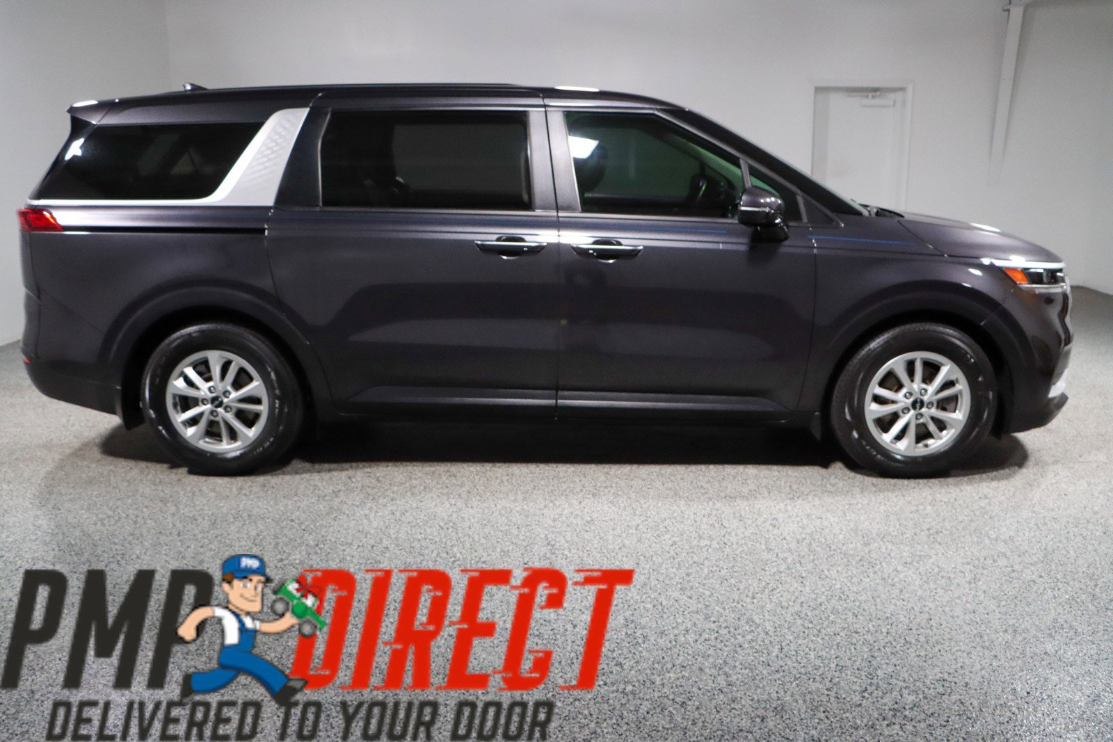 Used 2024 Kia Carnival LX image 6