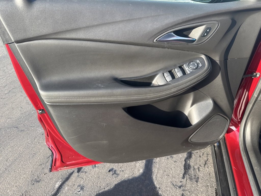 Used 2024 Buick Encore GX Sport Touring image 18