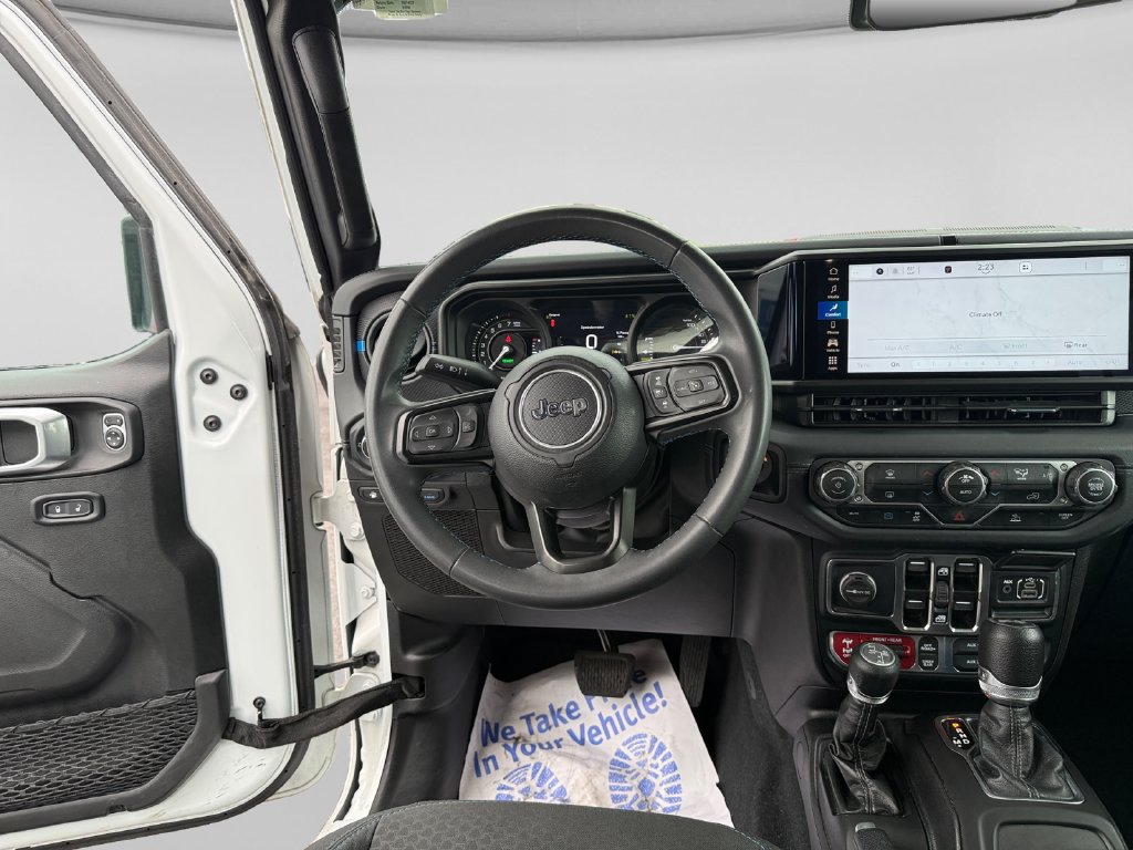 Used 2024 Jeep Wrangler Unlimited Rubicon 4xe AWD/4WD image 14