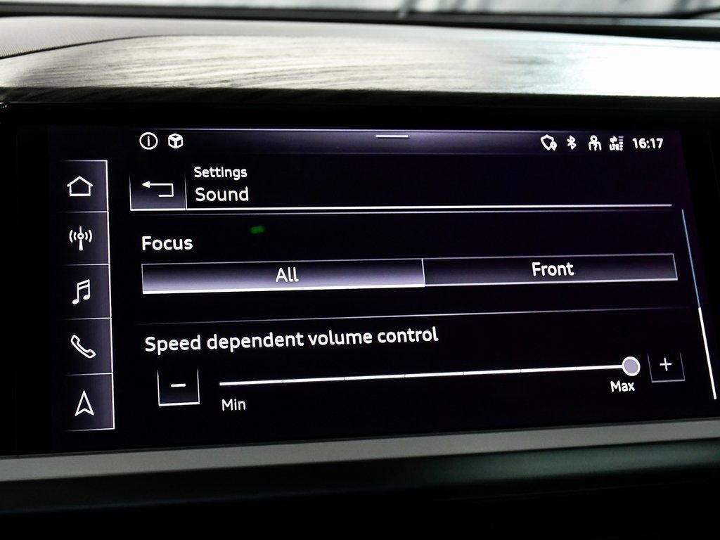 Used 2024 Audi Q4 e-tron Premium Plus w/ Premium Plus image 30