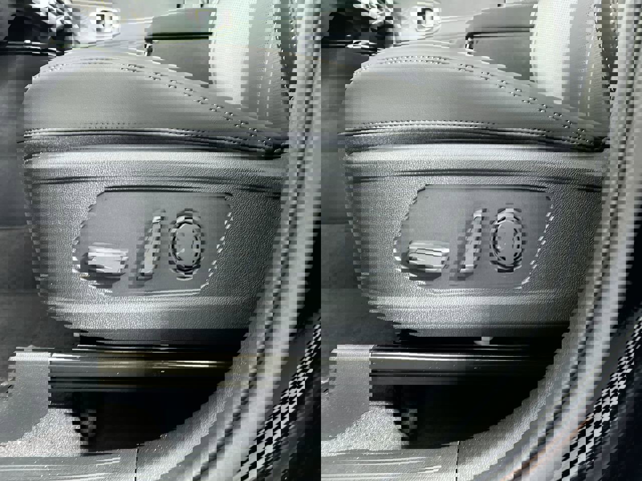 New 2026 Kia Sorento EX image 12