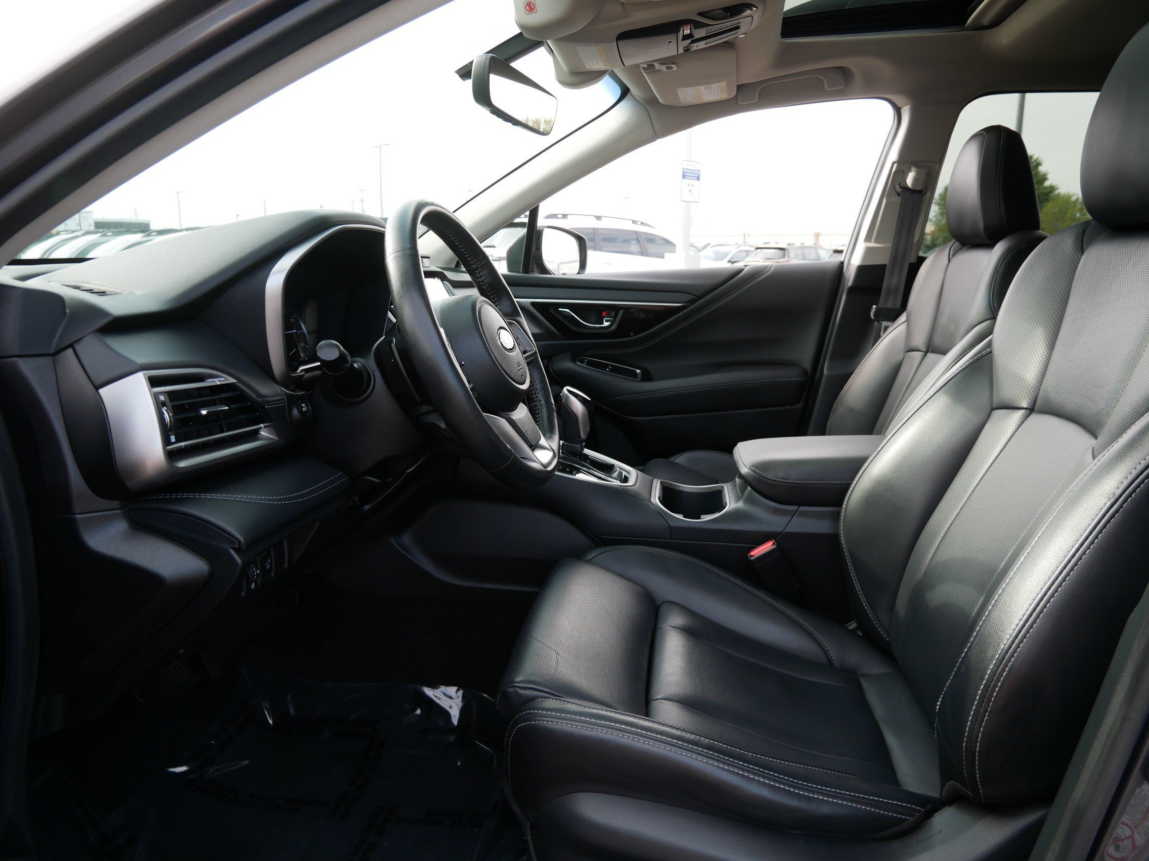 Used 2020 Subaru Outback Limited AWD/4WD image 21
