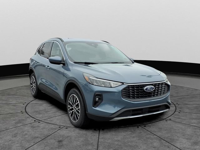 New 2026 Ford Escape SE FWD image 2
