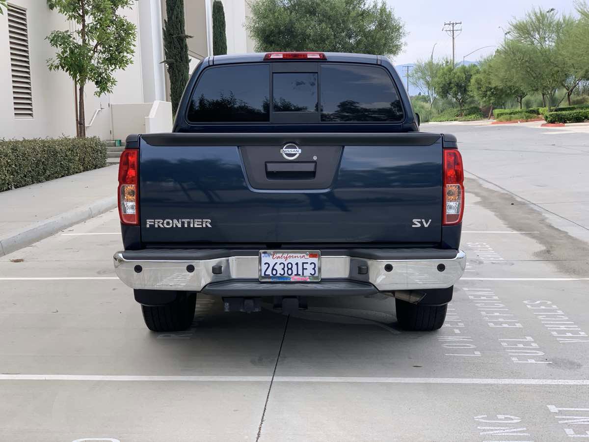 Used 2021 Nissan Frontier SV image 5