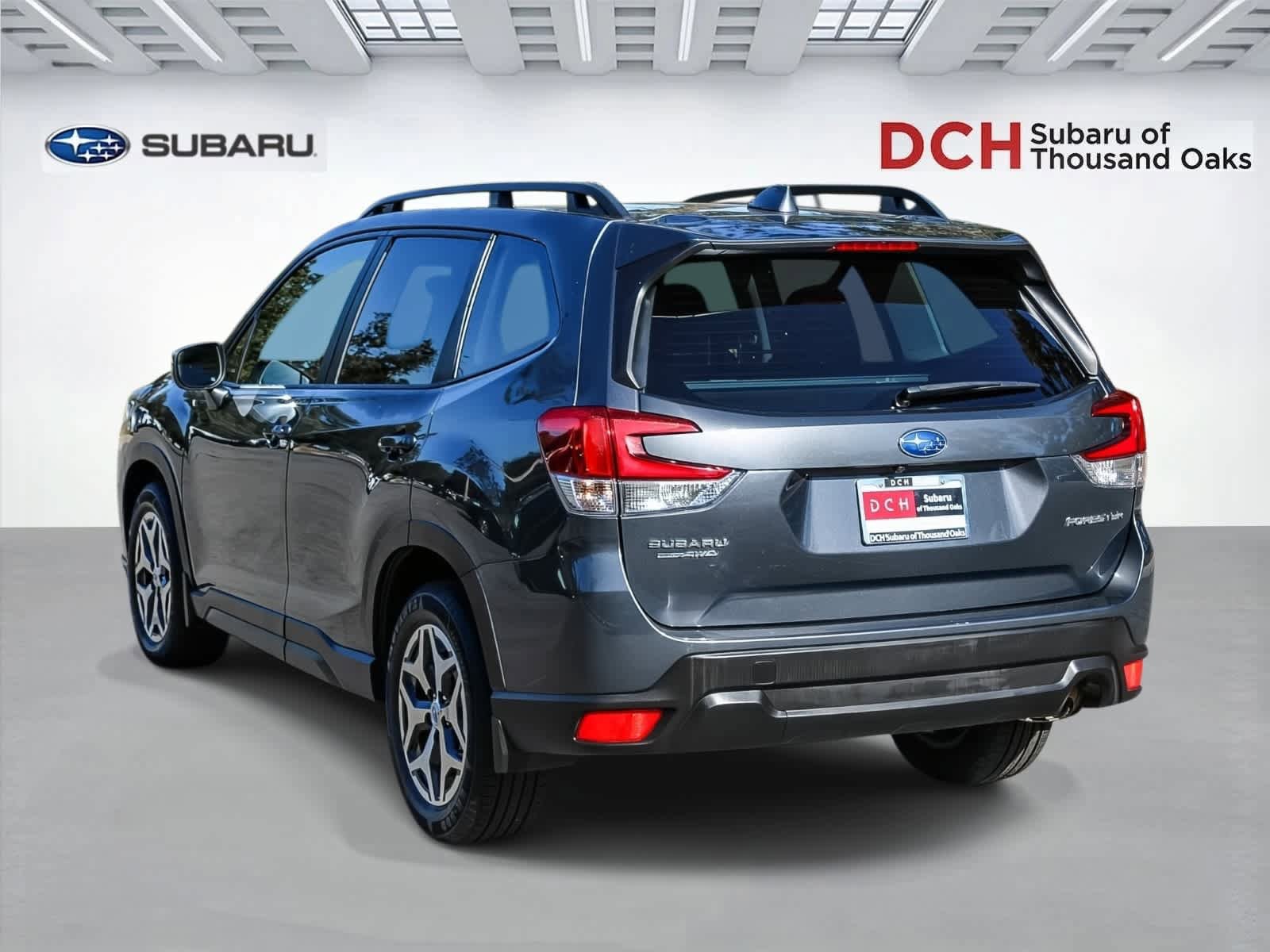 Used 2023 Subaru Forester Premium AWD/4WD image 6