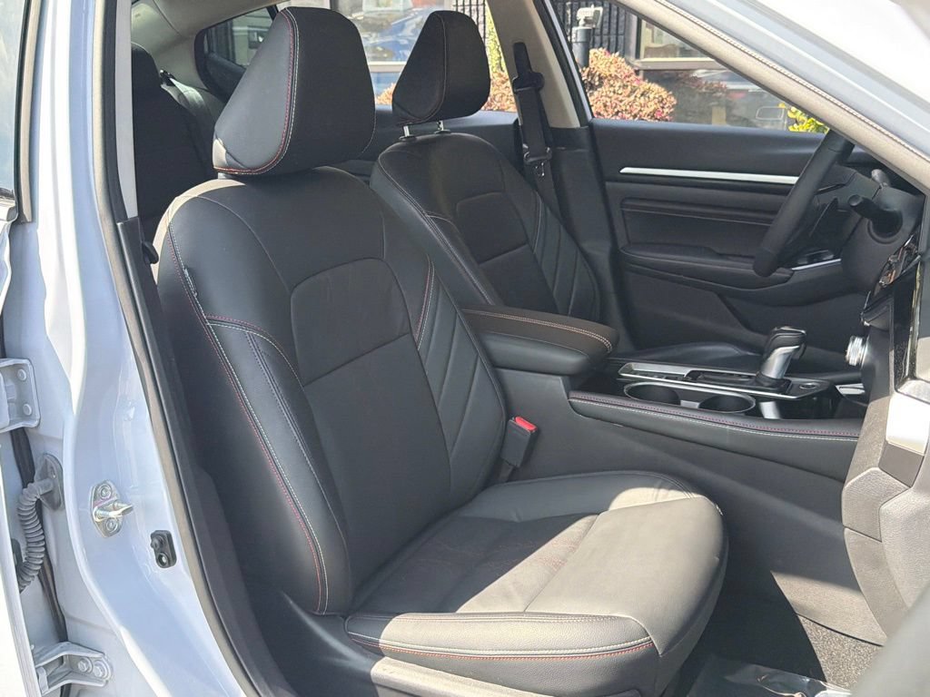 Used 2023 Nissan Altima 2.0 SR FWD image 33