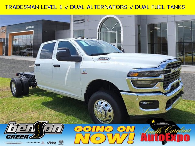 New 2025 RAM 3500 Tradesman w/ Chrome Appearance Group