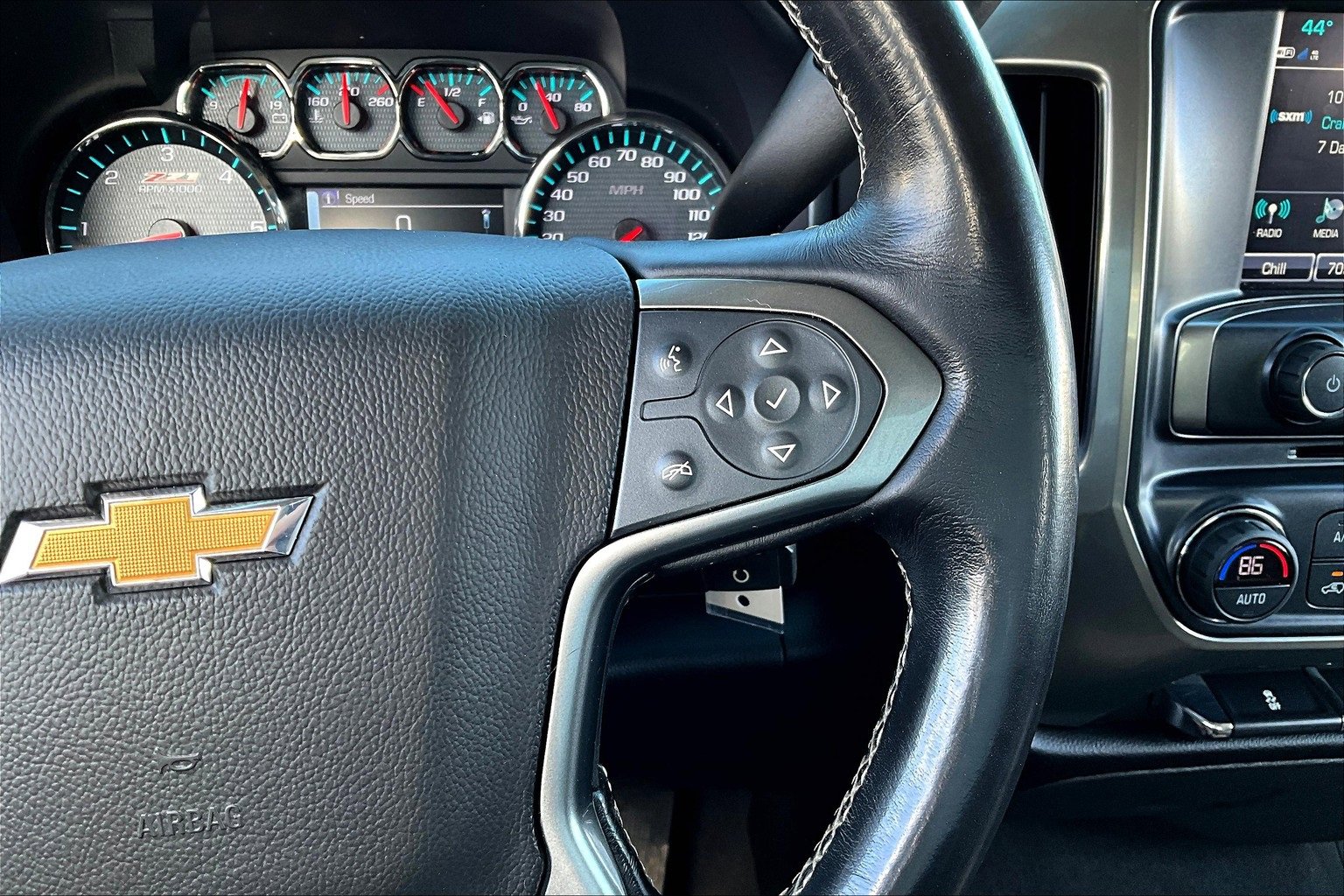 Used 2018 Chevrolet Silverado 1500 LT w/ Texas Edition image 18