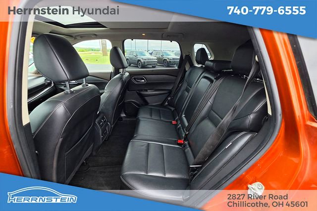 Used 2021 Nissan Rogue SL FWD image 24