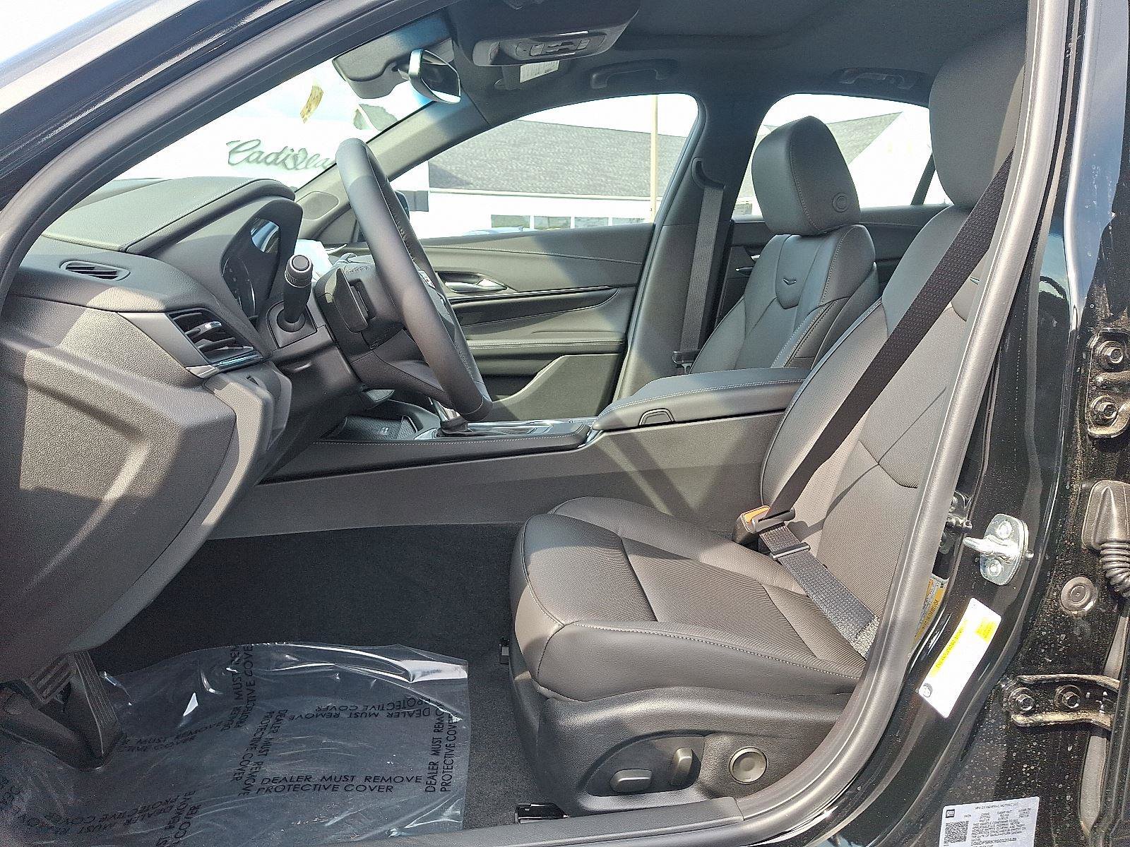 New 2025 Cadillac CT4 Premium Luxury image 7