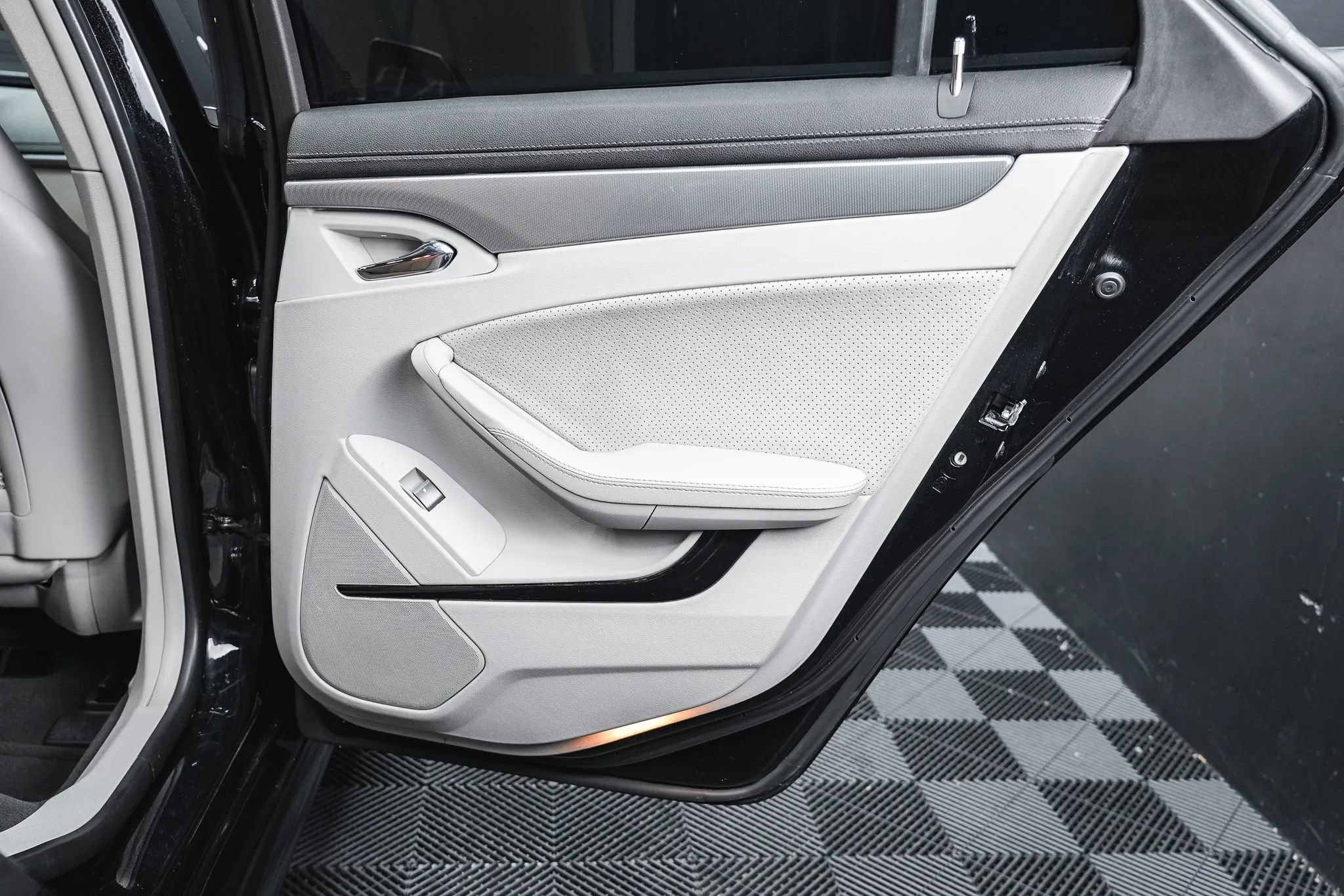 Used 2014 Cadillac CTS V image 45