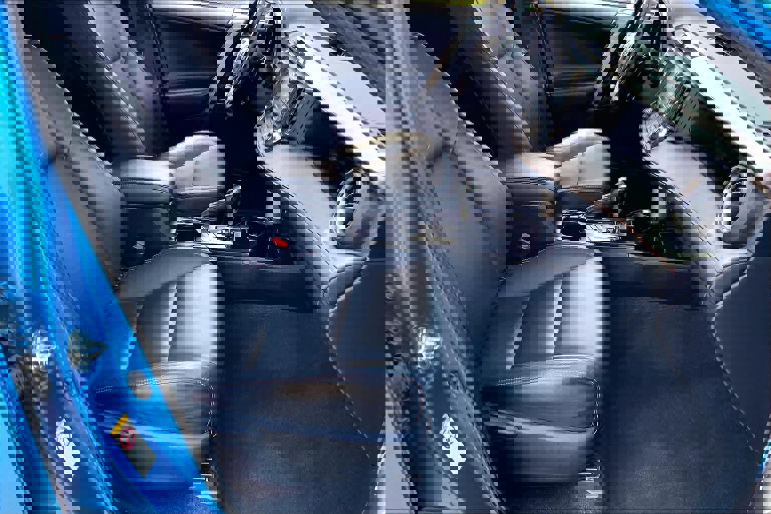 Used 2016 Toyota RAV4 SE image 9