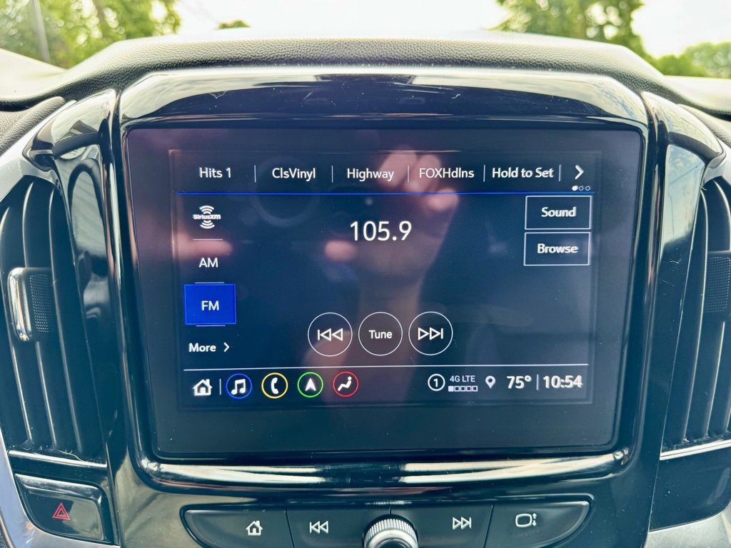 Used 2023 Chevrolet Traverse RS image 31