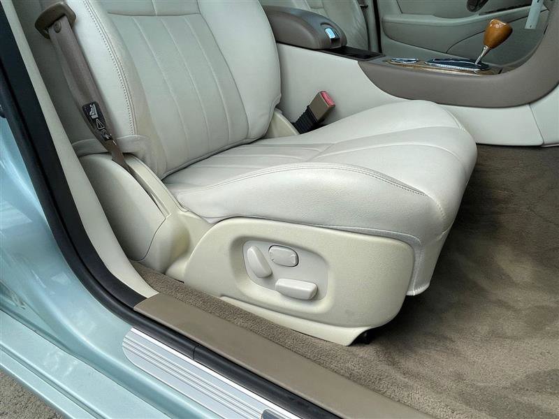 Used 2004 Jaguar S-TYPE 3.0 image 71