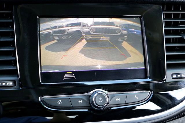 Used 2022 Buick Encore Preferred w/ Safety Package image 17