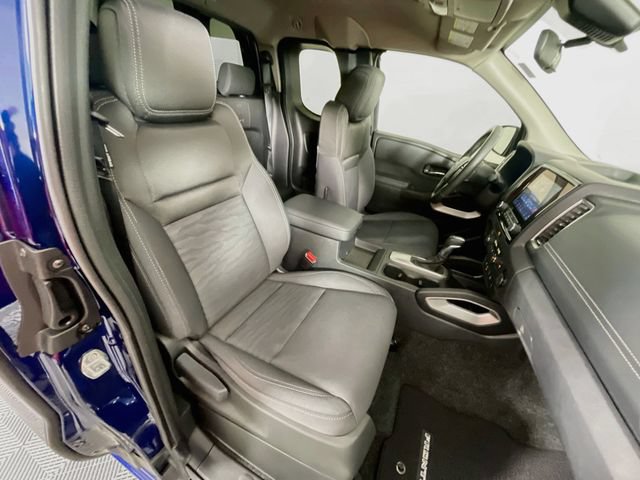 Used 2023 Nissan Frontier SV w/ SV Convenience Package RWD image 28