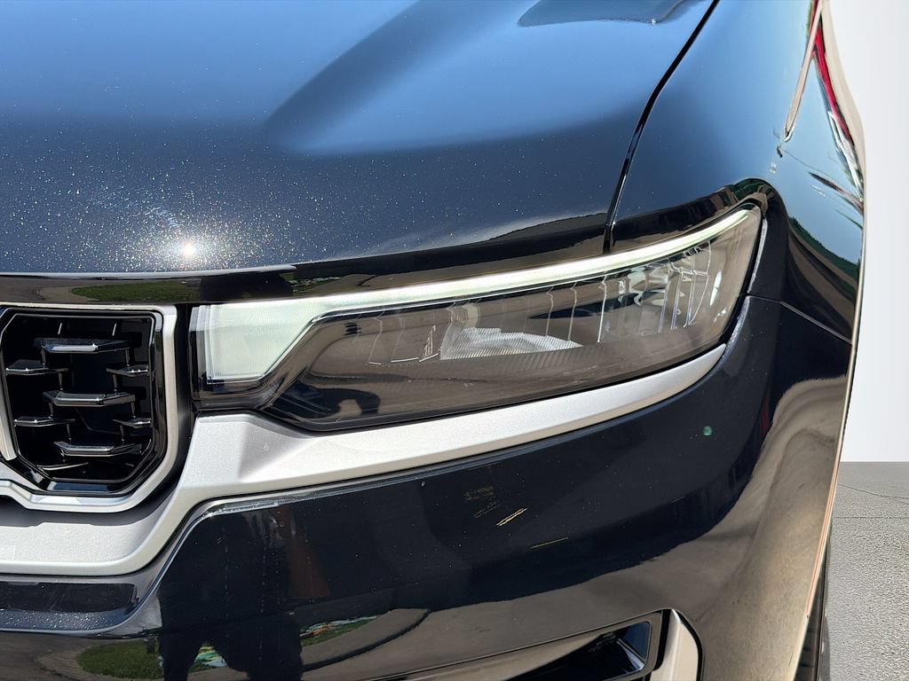 New 2026 Jeep Grand Cherokee Summit AWD/4WD image 10