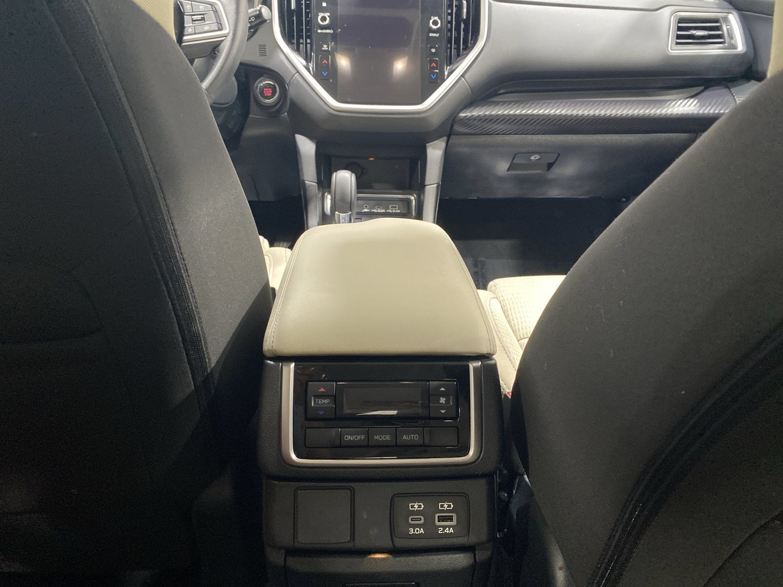 Used 2025 Subaru Ascent Premium AWD/4WD image 20