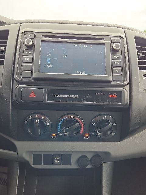 Used 2015 Toyota Tacoma PreRunner w/ Convenience Package RWD image 27