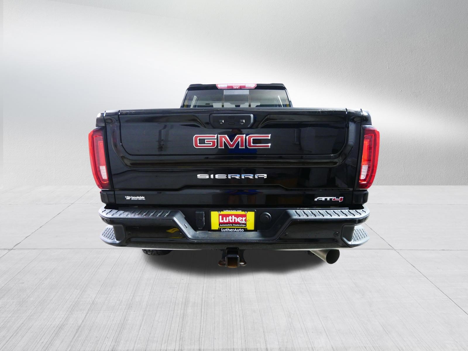 Certified 2022 GMC Sierra 3500 AT4 w/ AT4 Premium Plus Package AWD/4WD image 6