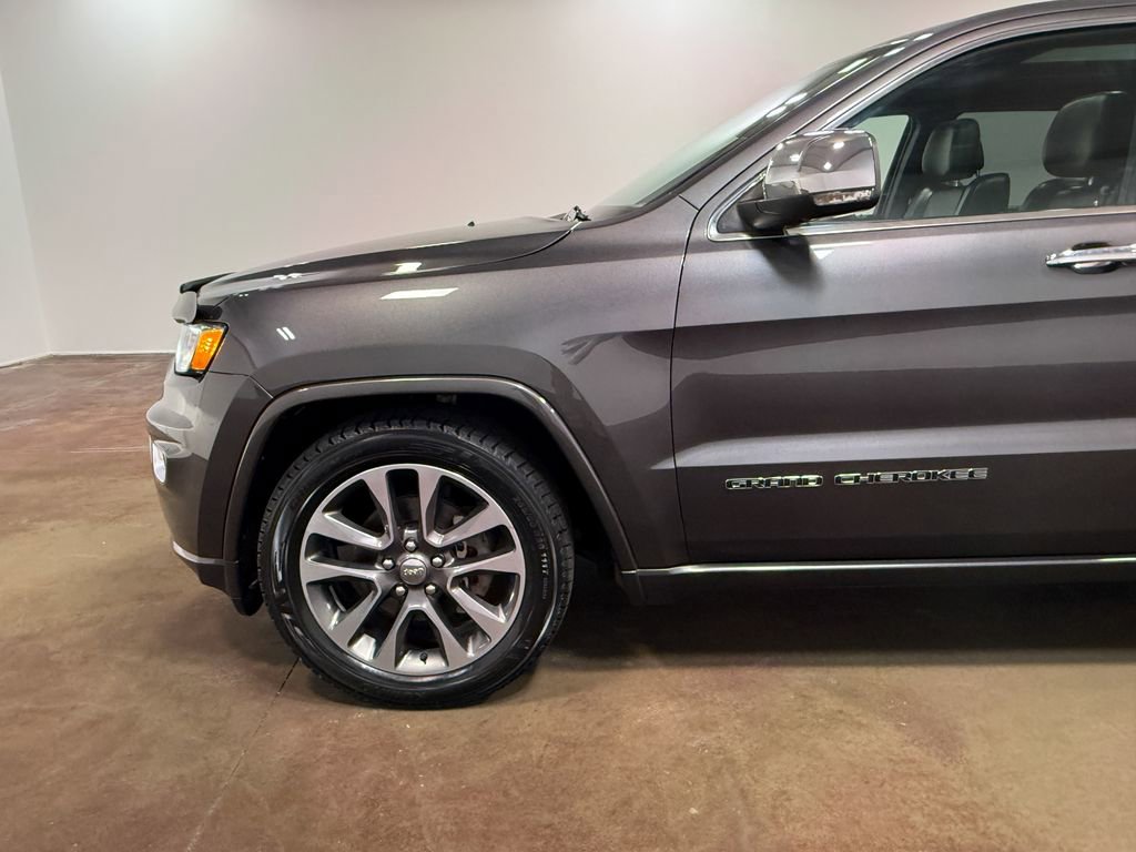 Used 2018 Jeep Grand Cherokee Overland image 37