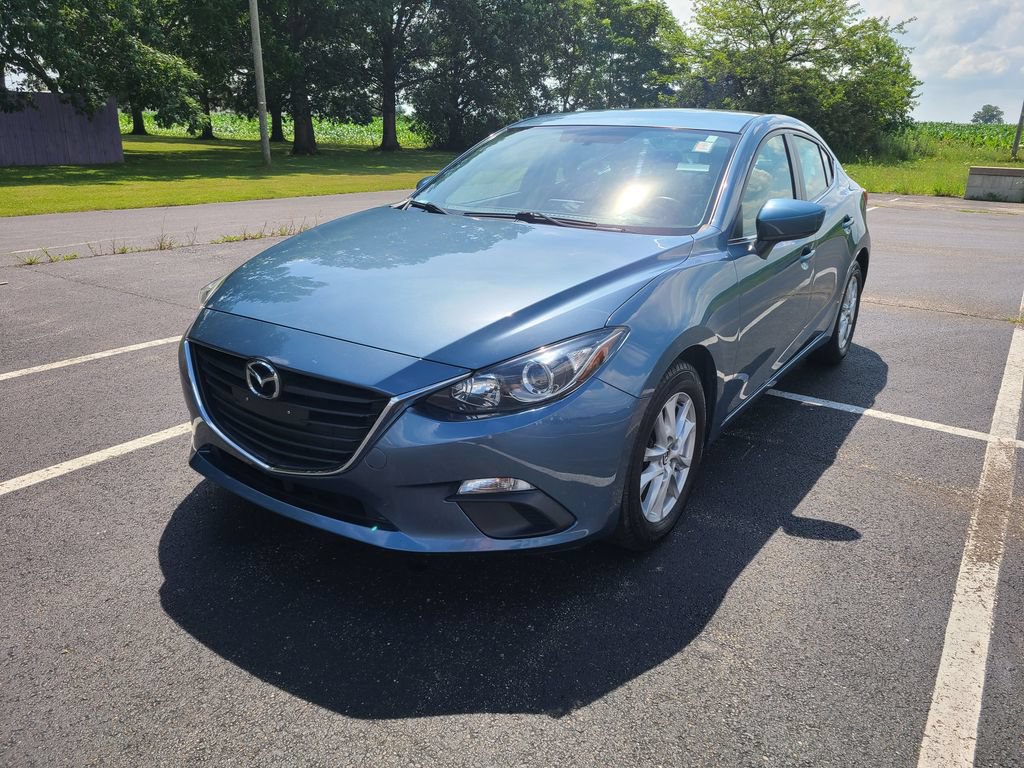 Used 2016 MAZDA MAZDA3 i Sport w/ Preferred Equipment Package FWD image 3