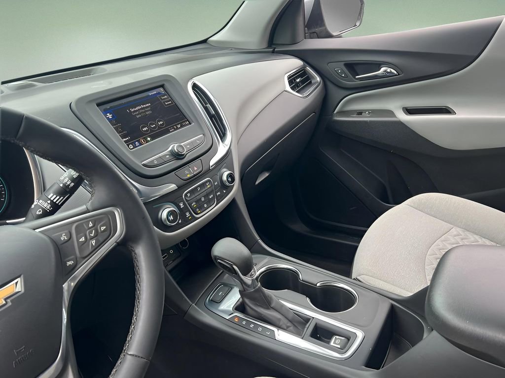 Used 2023 Chevrolet Equinox LT w/ Driver Convenience Package image 19