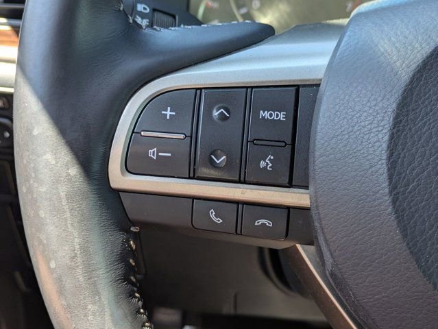 Used 2016 Lexus ES 350 w/ Premium Package w/Wood Trim FWD image 17
