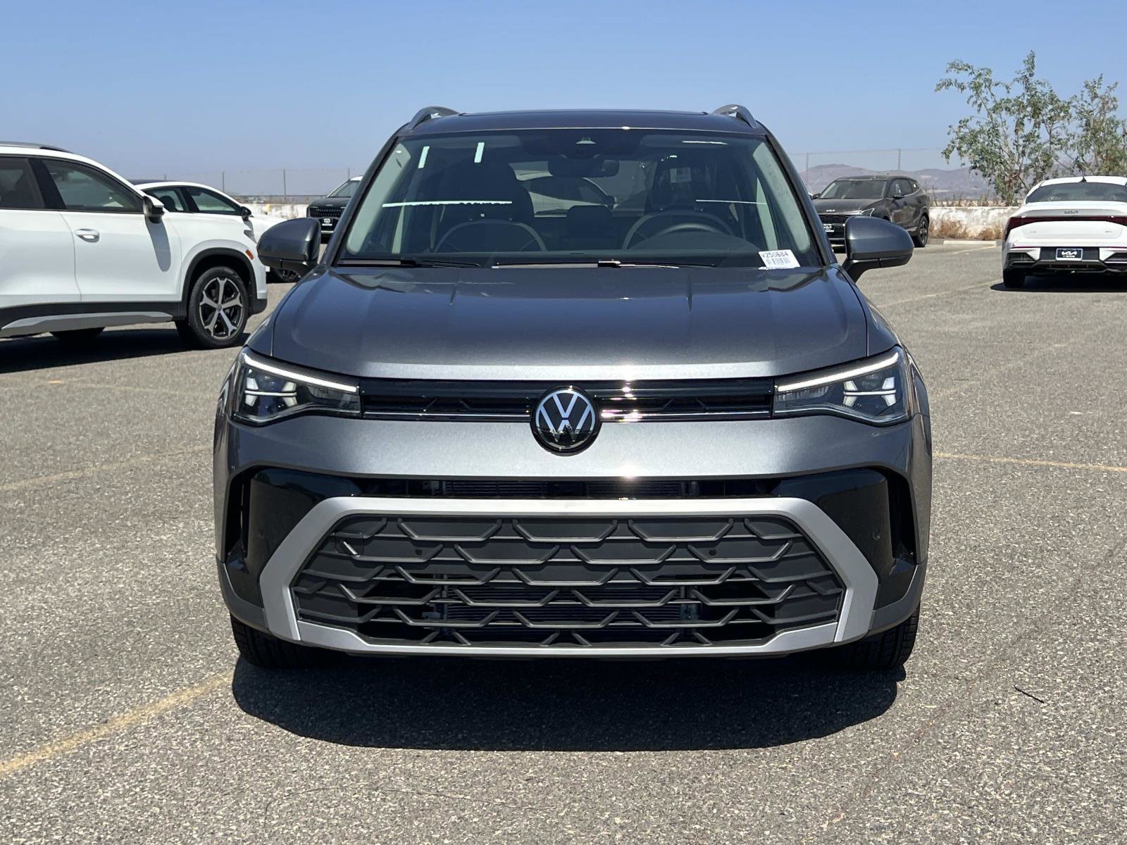 New 2025 Volkswagen Taos SE image 28