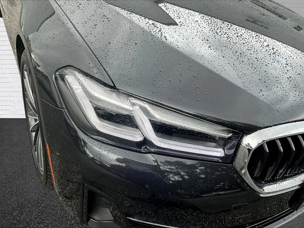 Used 2022 BMW 530i w/ Convenience Package RWD image 27