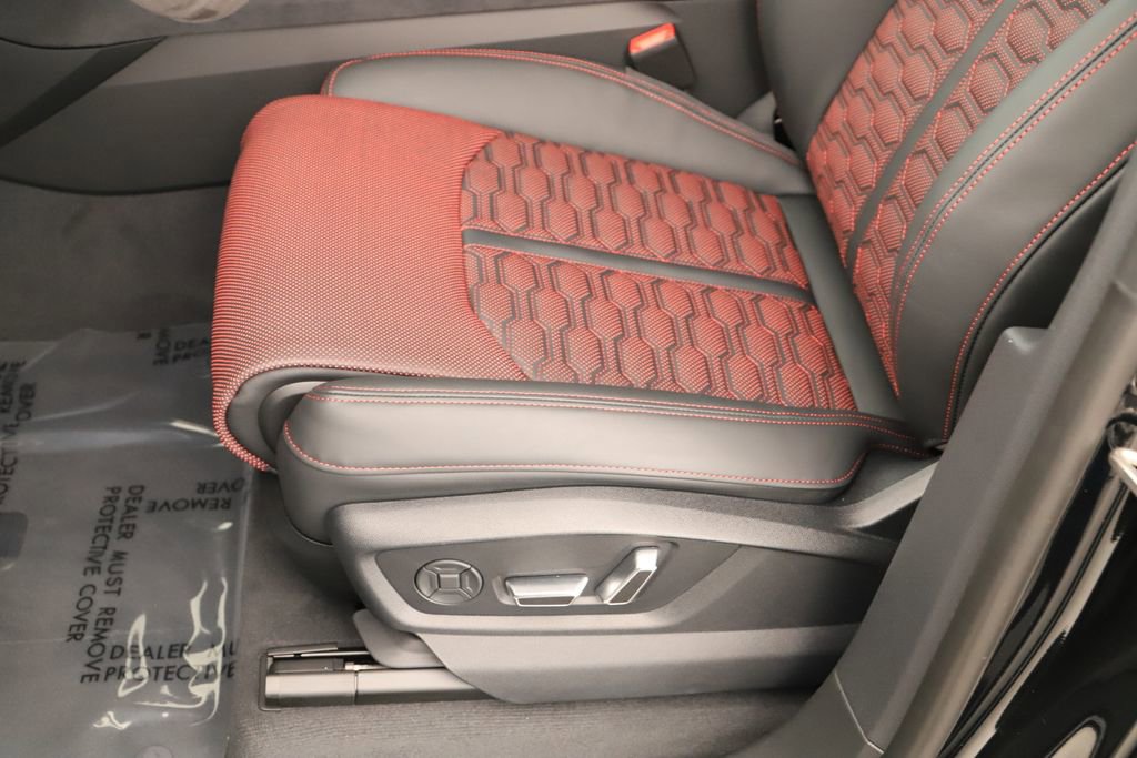 New 2026 Audi RS Q8 performance image 25