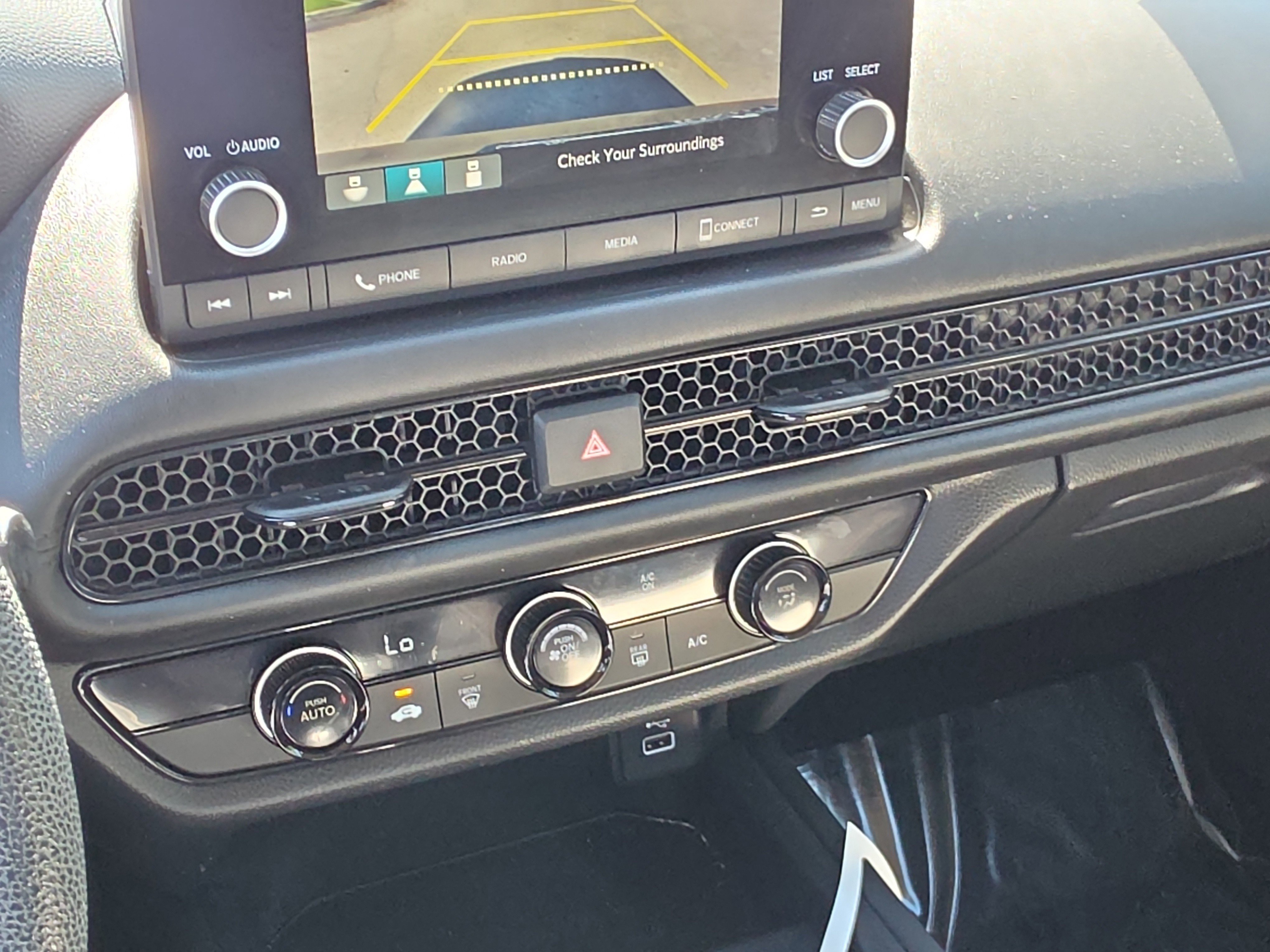 Certified 2023 Honda HR-V LX image 23