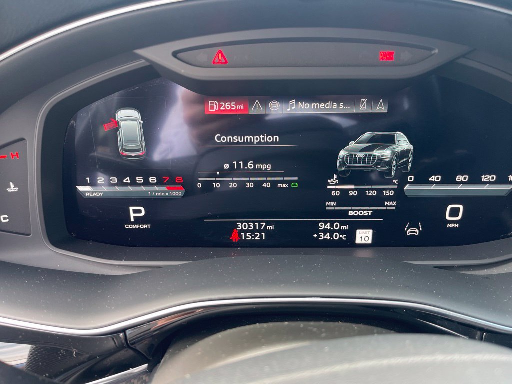 Used 2024 Audi SQ8 Prestige AWD/4WD image 7