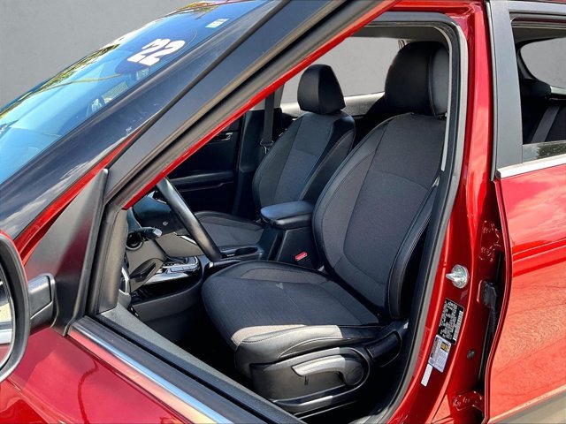 Used 2022 Kia Seltos S FWD image 27