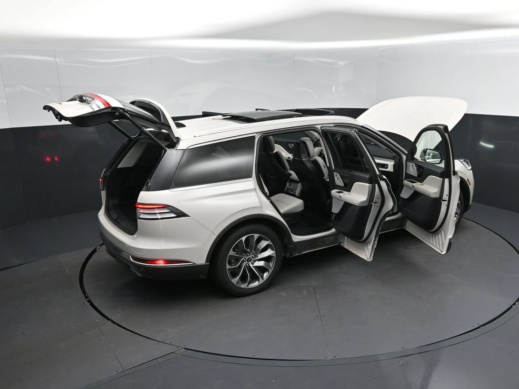 Used 2025 Lincoln Aviator Reserve w/ Luxury Package RWD image 49