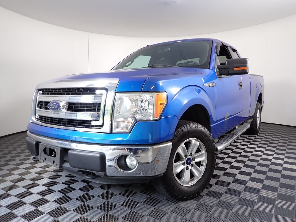 Used 2013 Ford F150 XLT w/ Mid Equipment Group AWD/4WD image 2