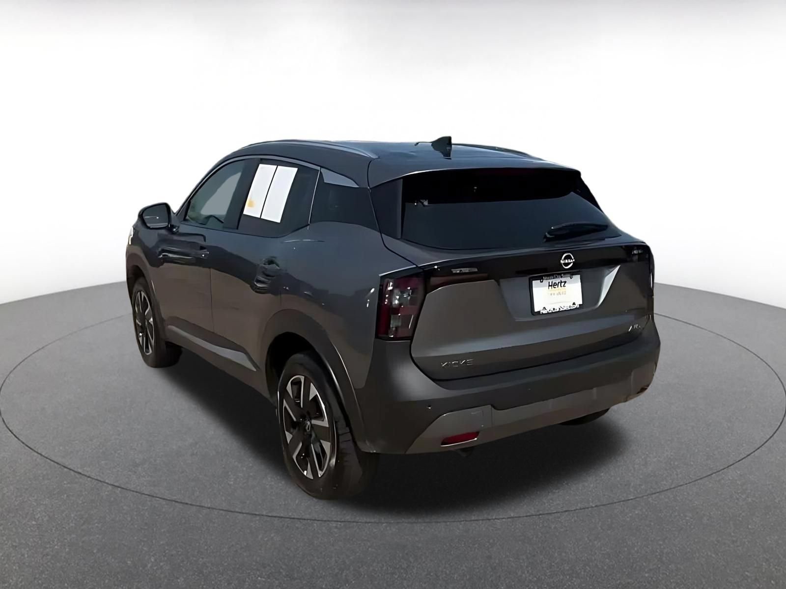 Used 2026 Nissan Kicks SV w/ Cold Weather Package AWD/4WD image 4