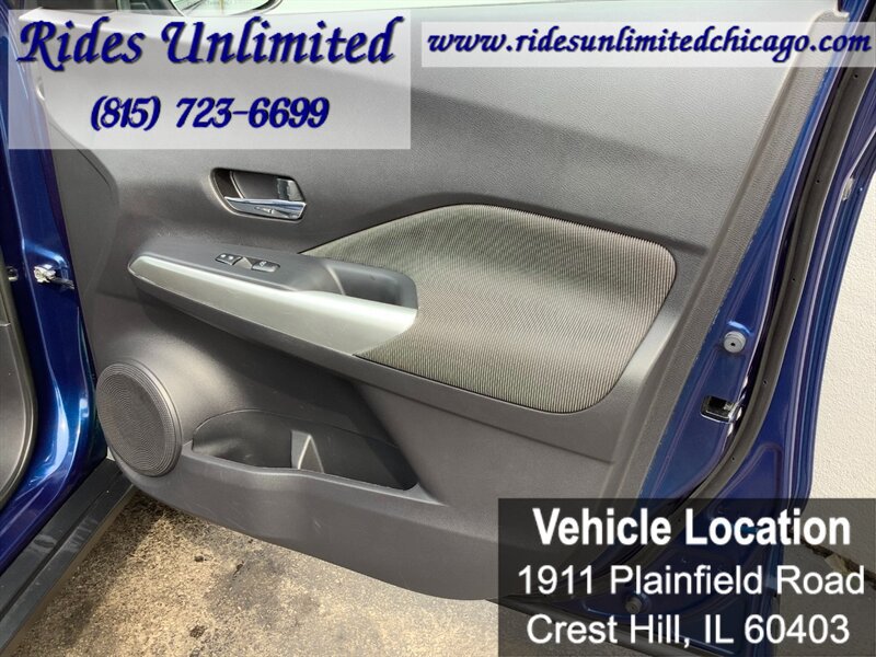Used 2019 Nissan Kicks SV FWD image 26