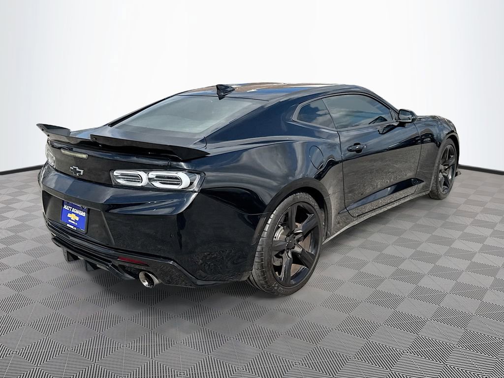 Used 2017 Chevrolet Camaro SS image 5
