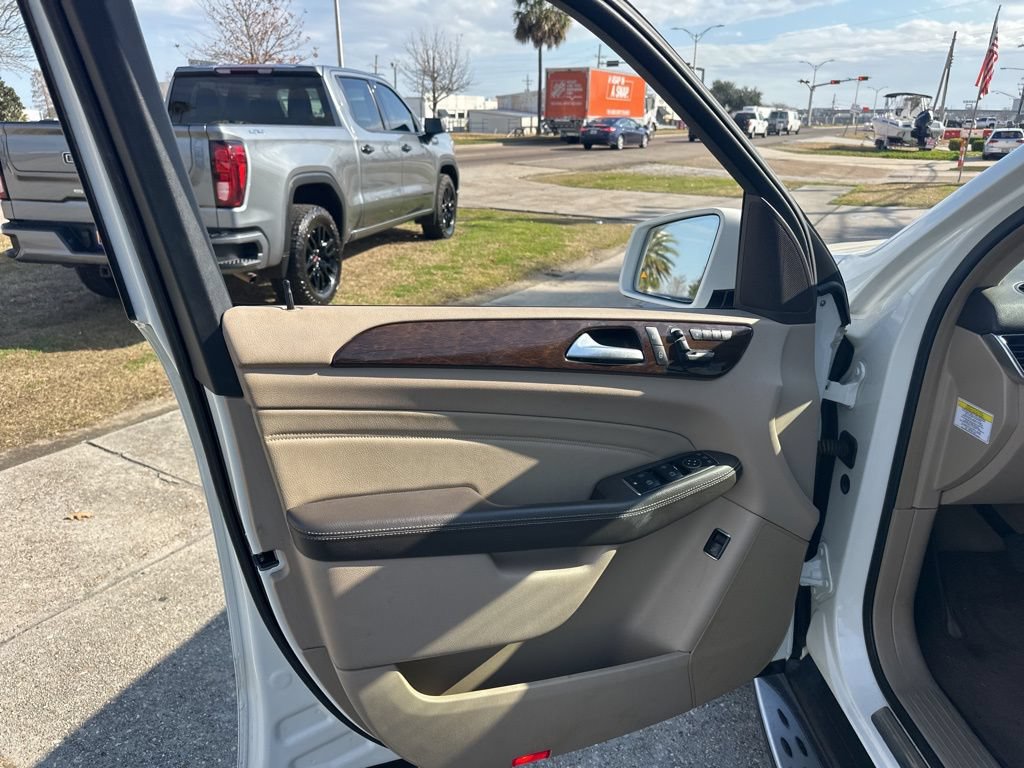 Used 2012 Mercedes-Benz ML 350 4MATIC image 7