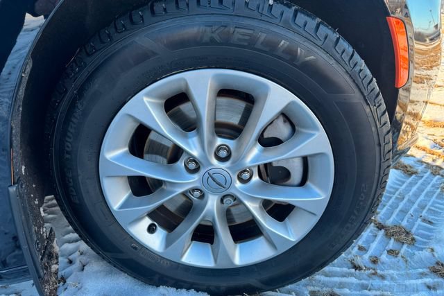 Used 2025 Chrysler Pacifica Select AWD/4WD image 12