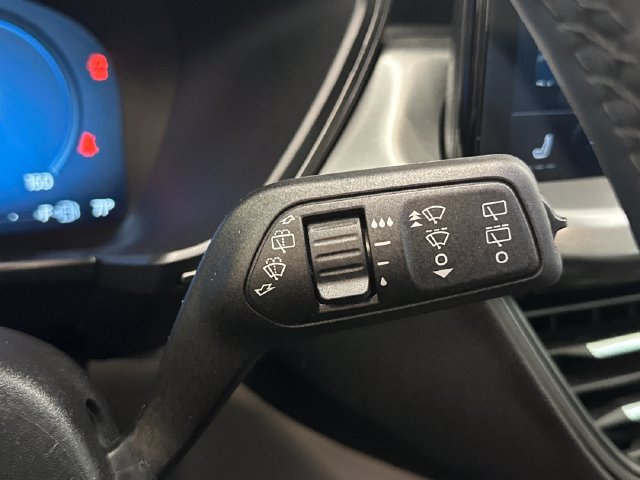 Used 2023 Ford Escape Active w/ Tech Pack #2 AWD/4WD image 38