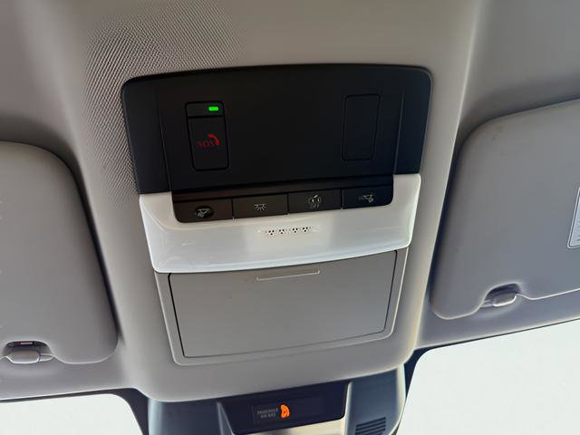 Used 2022 Nissan Rogue SV image 19