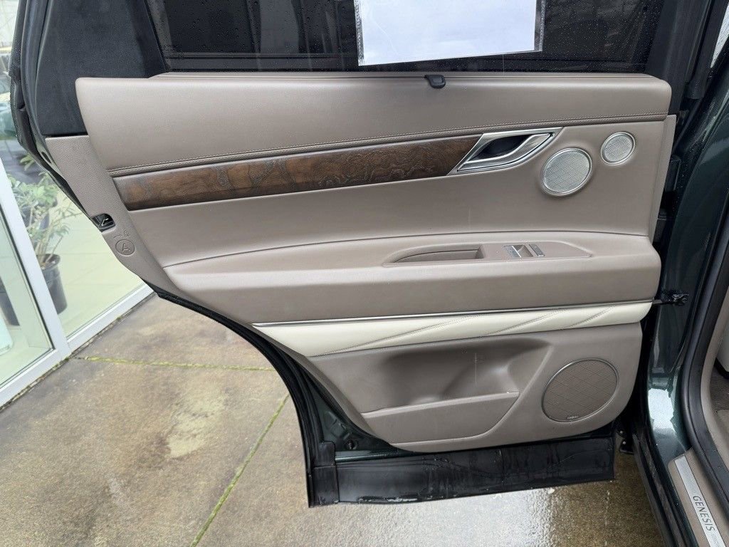 Used 2021 Genesis GV80 3.5T w/ Advanced Package 06 image 30