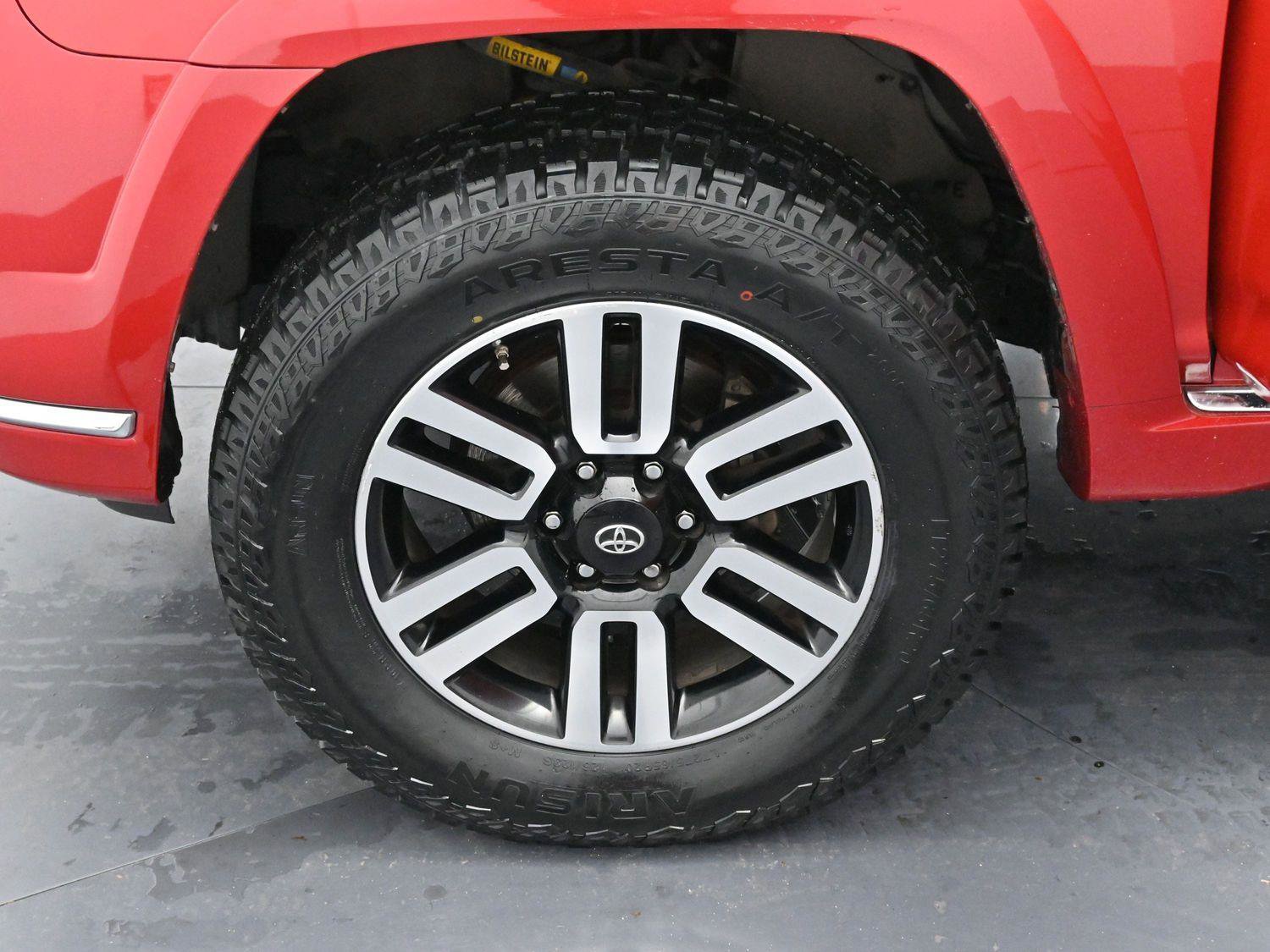 Used 2014 Toyota 4Runner Limited image 36