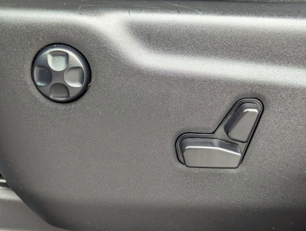 Used 2024 Dodge Durango GT image 14