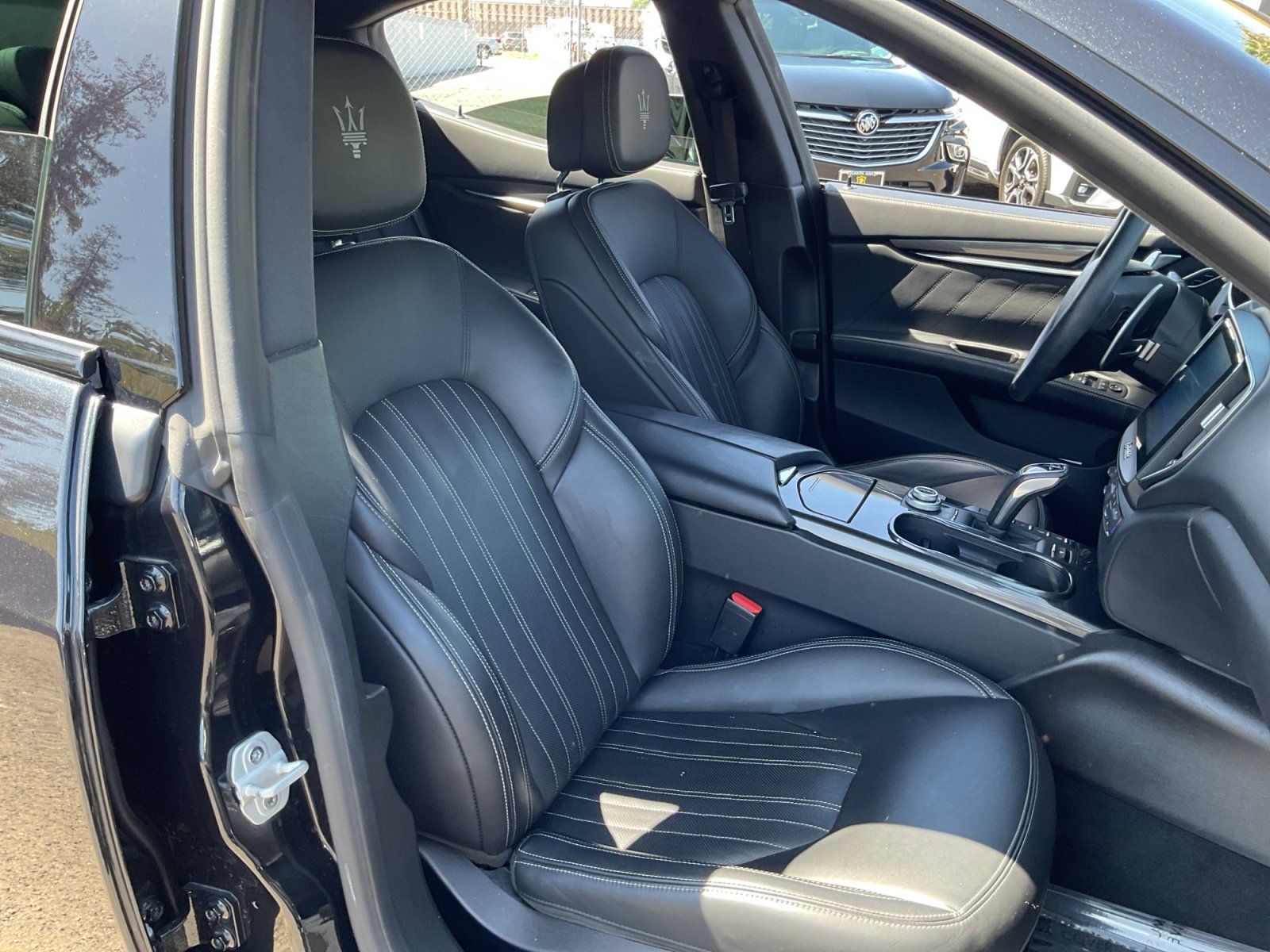 Used 2020 Maserati Ghibli S RWD image 22