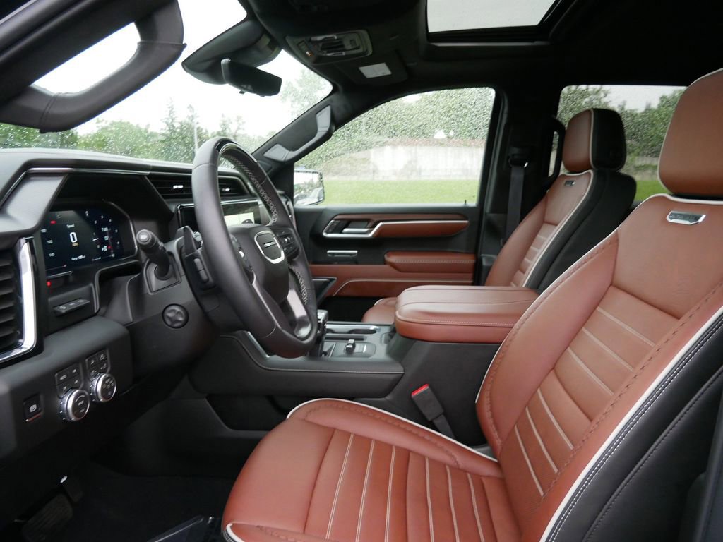 Used 2026 GMC Sierra 1500 Denali Ultimate AWD/4WD image 9
