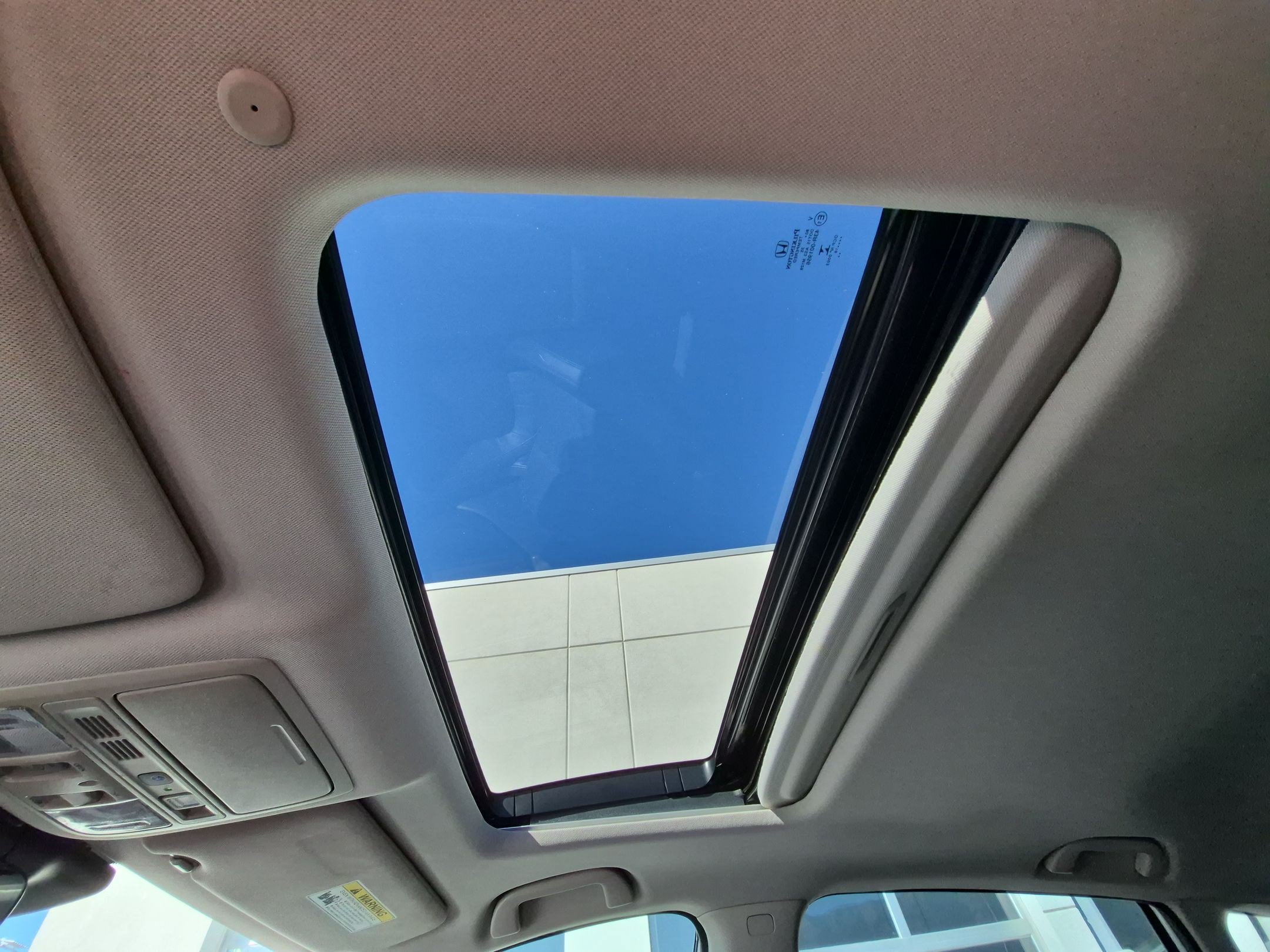 Used 2018 Honda Accord Touring image 18